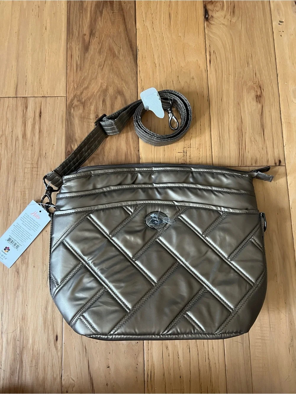 Lug Adagio in Metallic Walnut